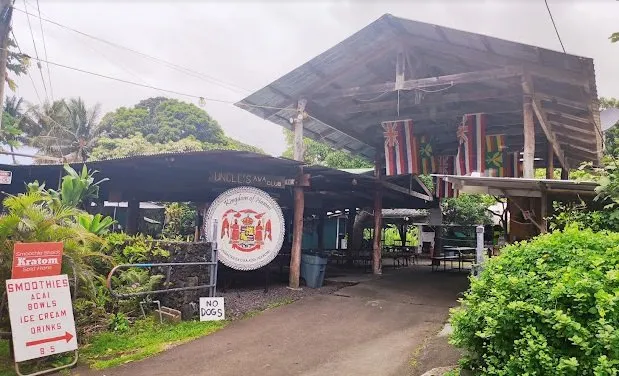 Uncle Robert's Wednesday Night Market: The Real Puna Experience