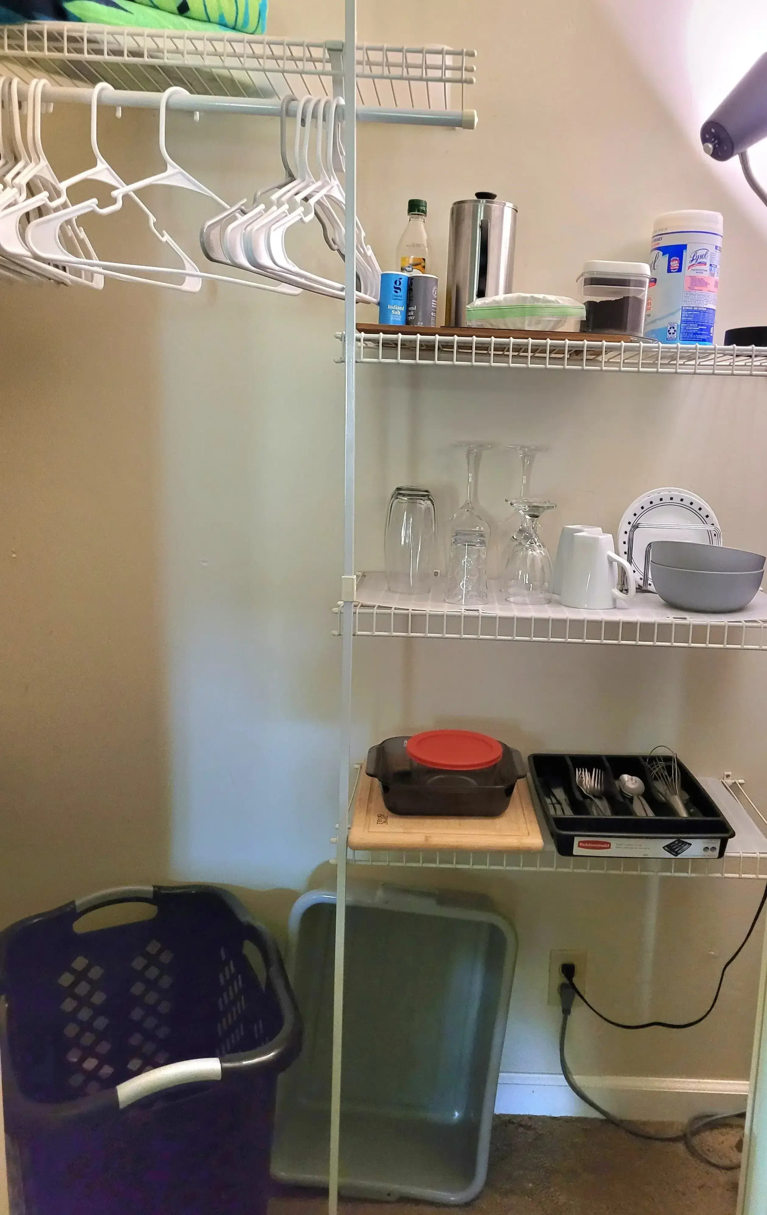 Ginger Room closet 2