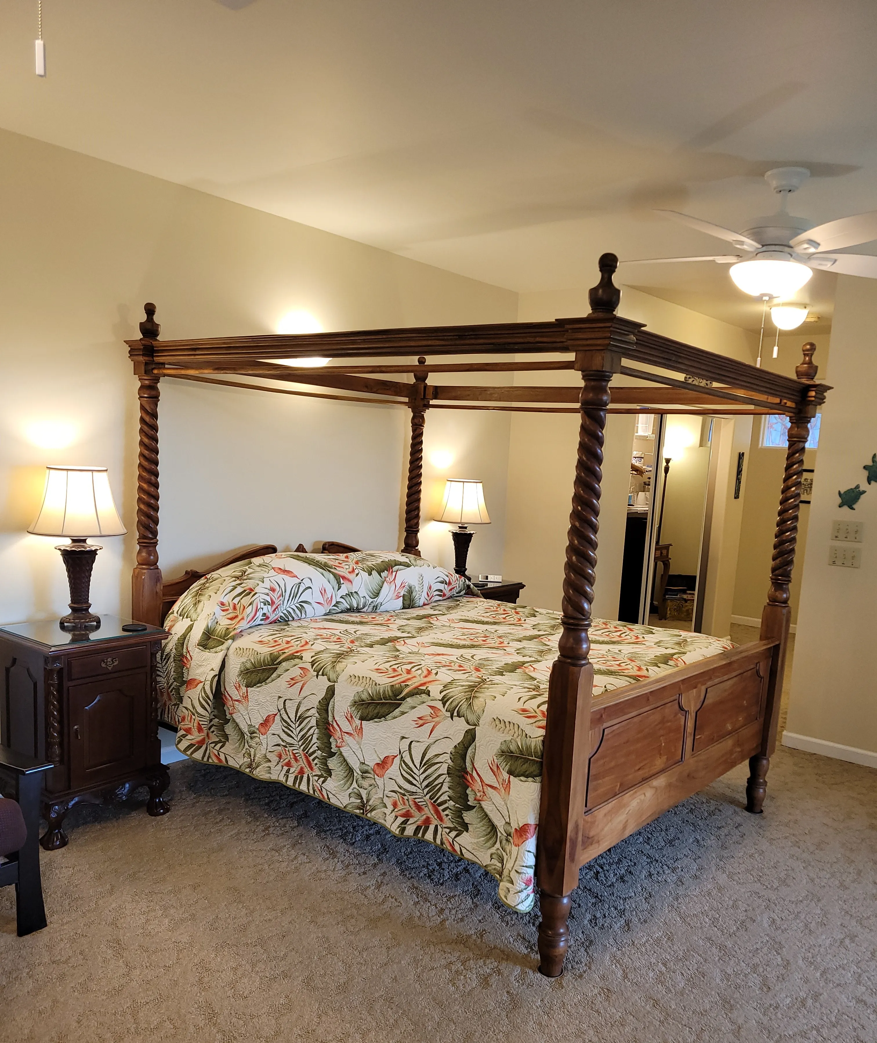 Hilo Bay Room with king bed and panoramic ocean views at Island Goodes, Hilo Hawaii