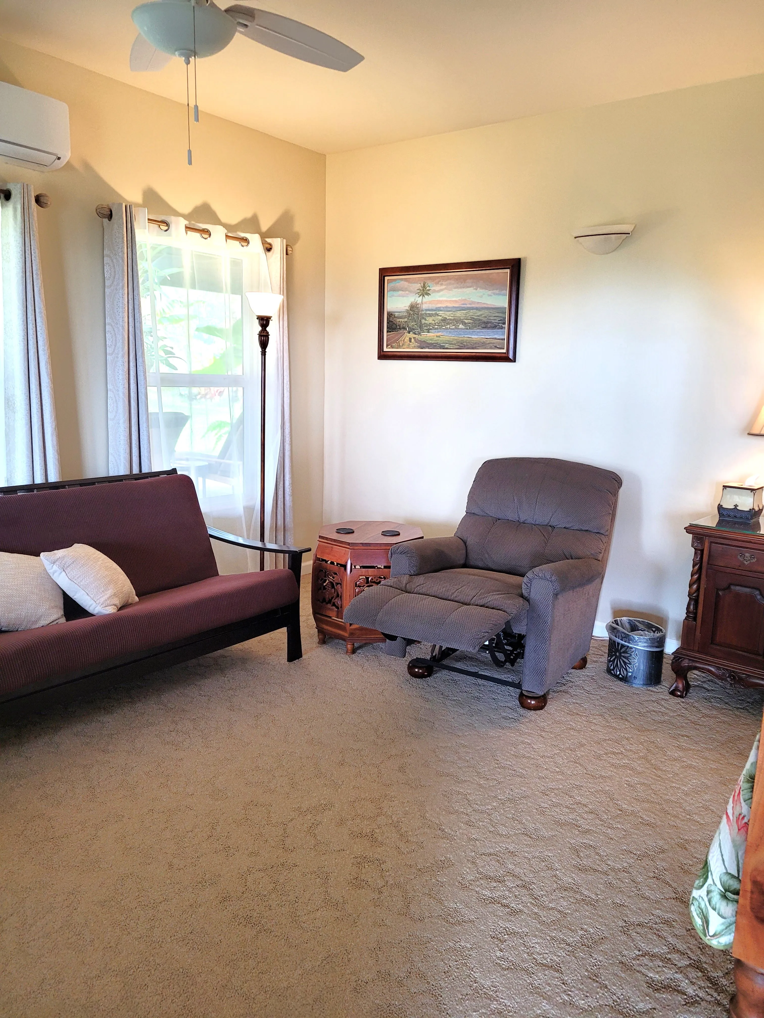 Hilo Bay Room recliner