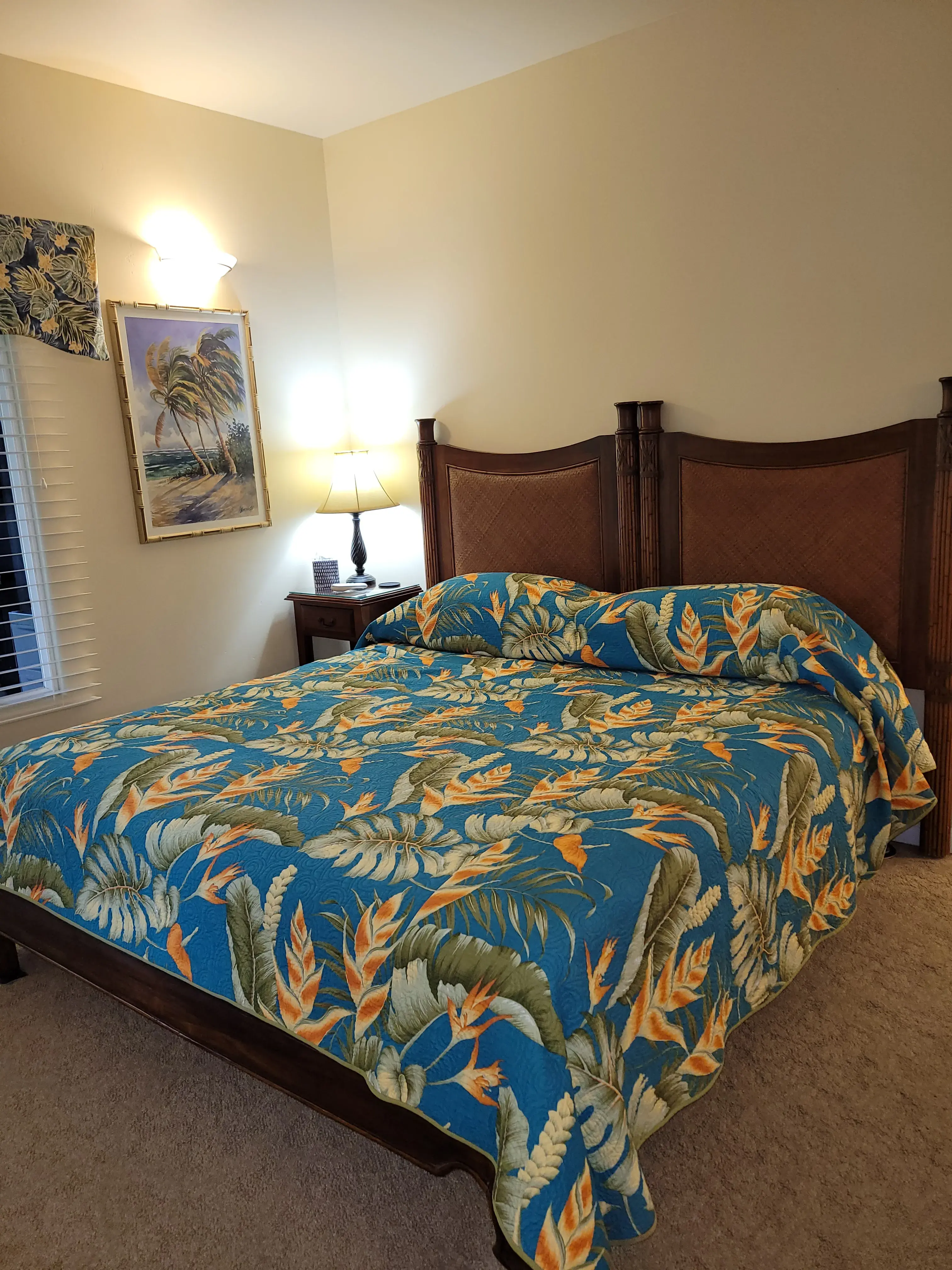 Mauna Kea Room with mountain views toward Hawaii's tallest peak at Island Goodes
